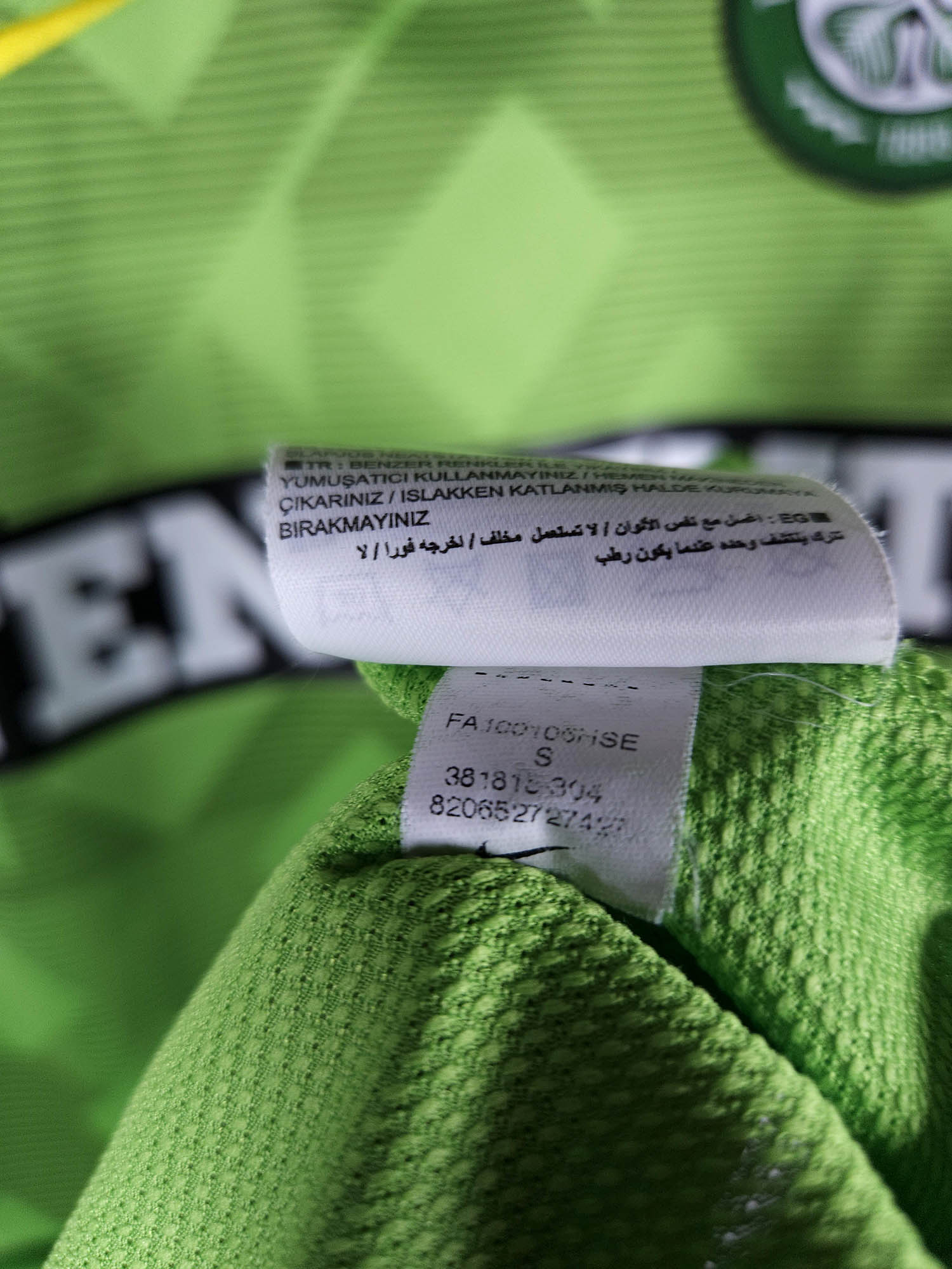 2010-11 Celtic Away Shirt