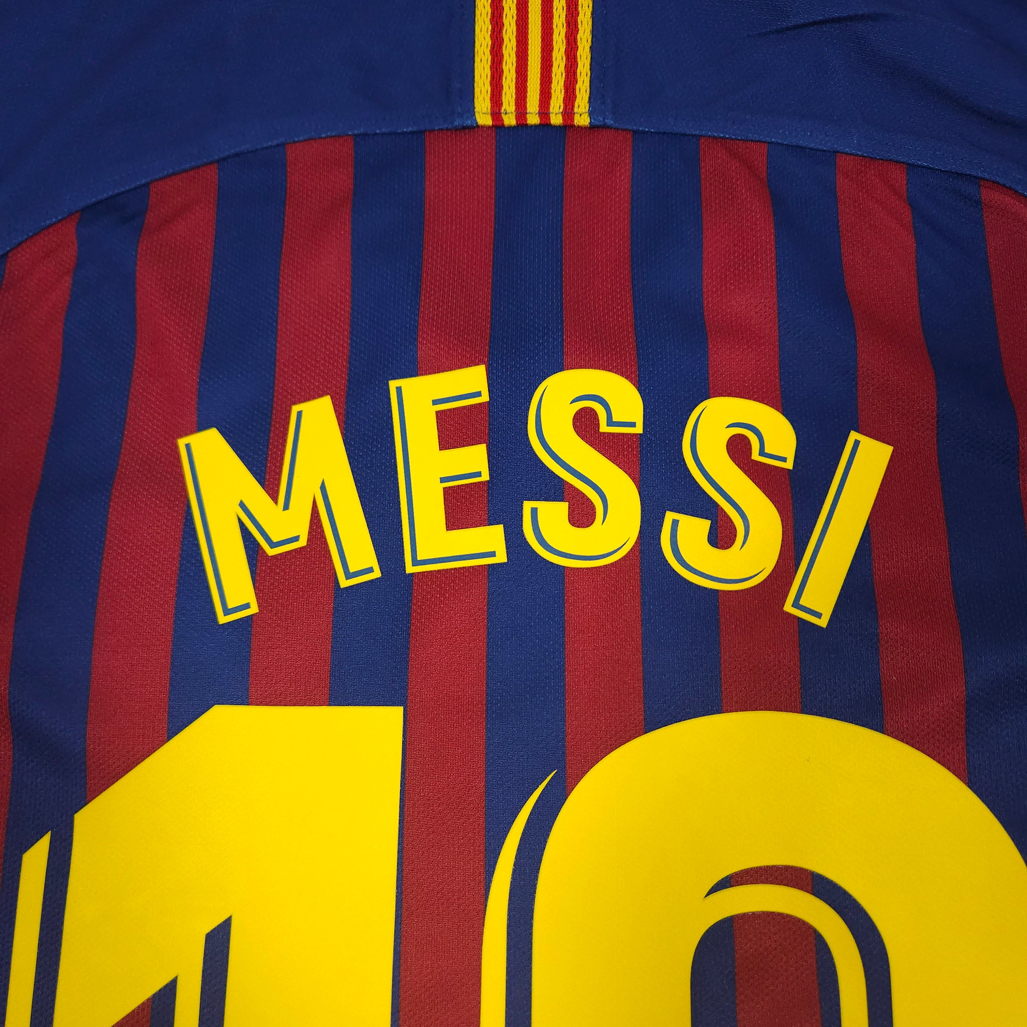 Barcelona Home Shirt 2018-19 – Messi #10 detailed view 10
