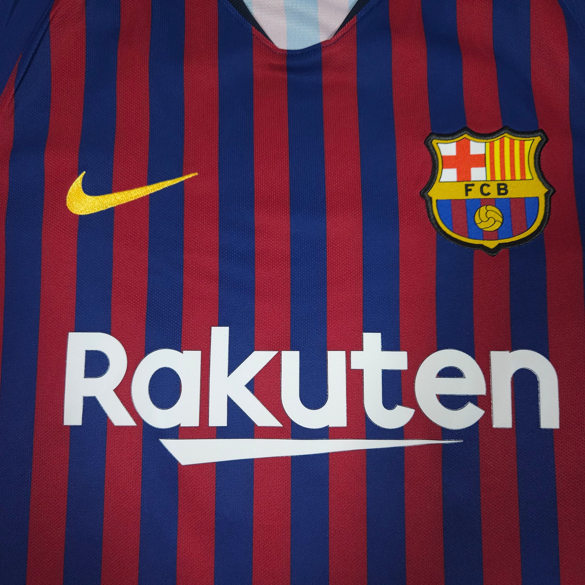 Barcelona Home Shirt 2018-19 – Messi #10 detailed view 2