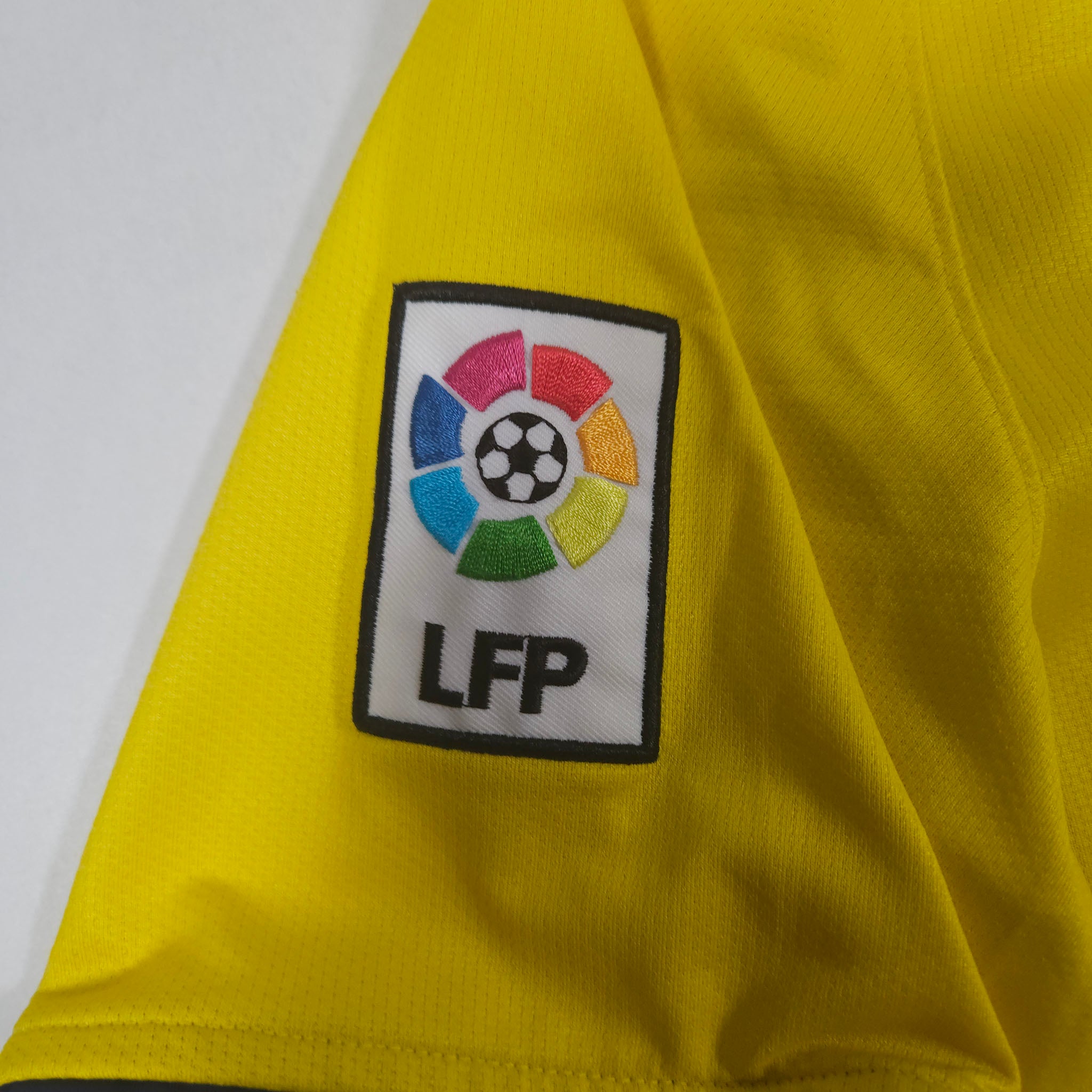 Barcelona Away Shirt 2008-09 – Messi #10 detailed view 6