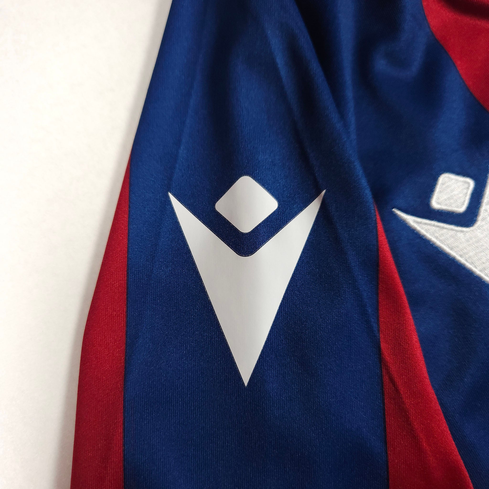 Levante Home Shirt 2020-21 detailed view 6