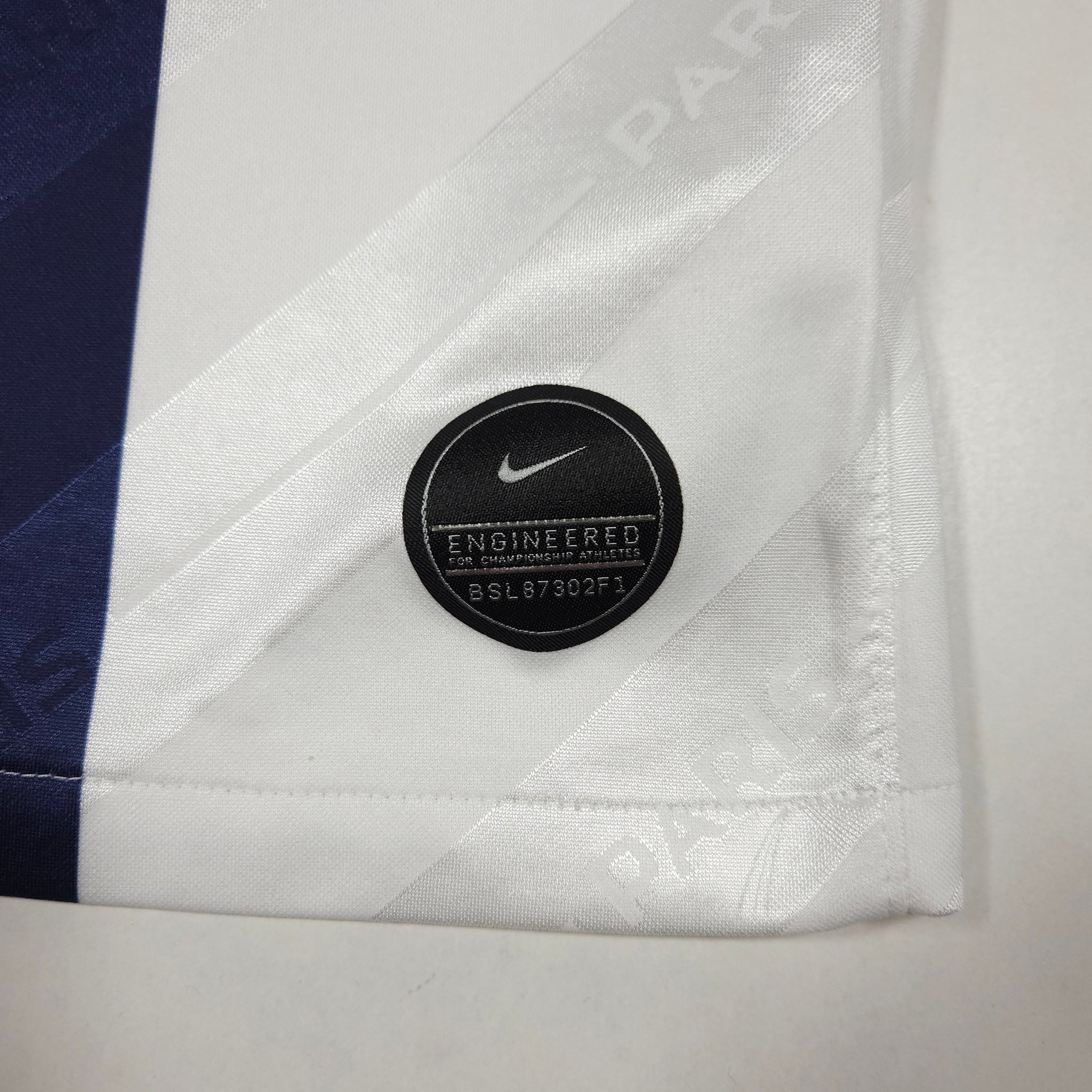 Paris Saint-Germain Third Shirt 2019-20 – Mbappé #7 detailed view 4