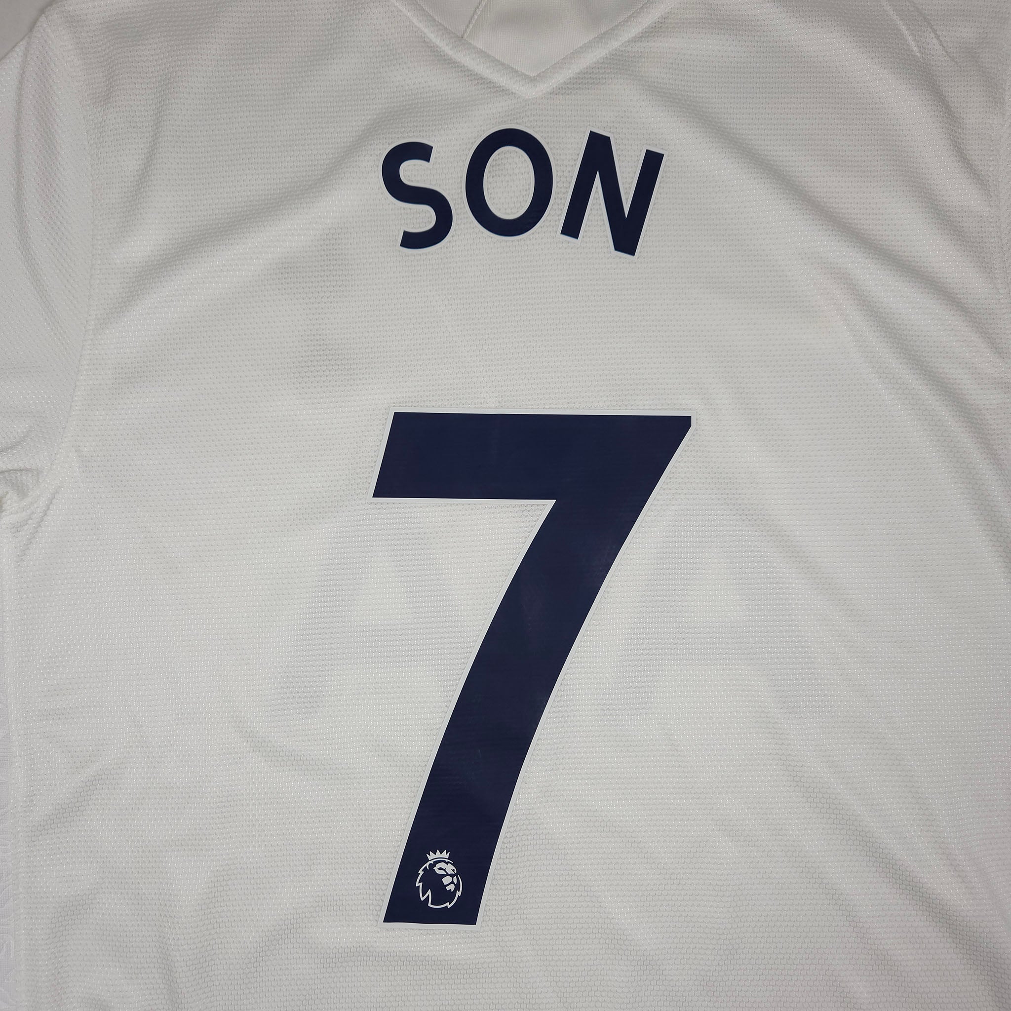 Tottenham Home Shirt 2021-22 – Son #7 detailed view 2