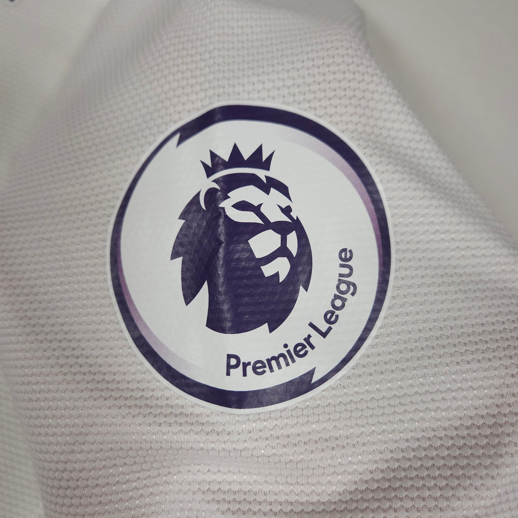 Tottenham Home Shirt 2021-22 – Son #7 detailed view 4