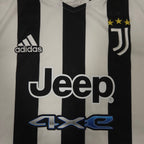 Juventus Home Shirt 2021-22 detailed view 1