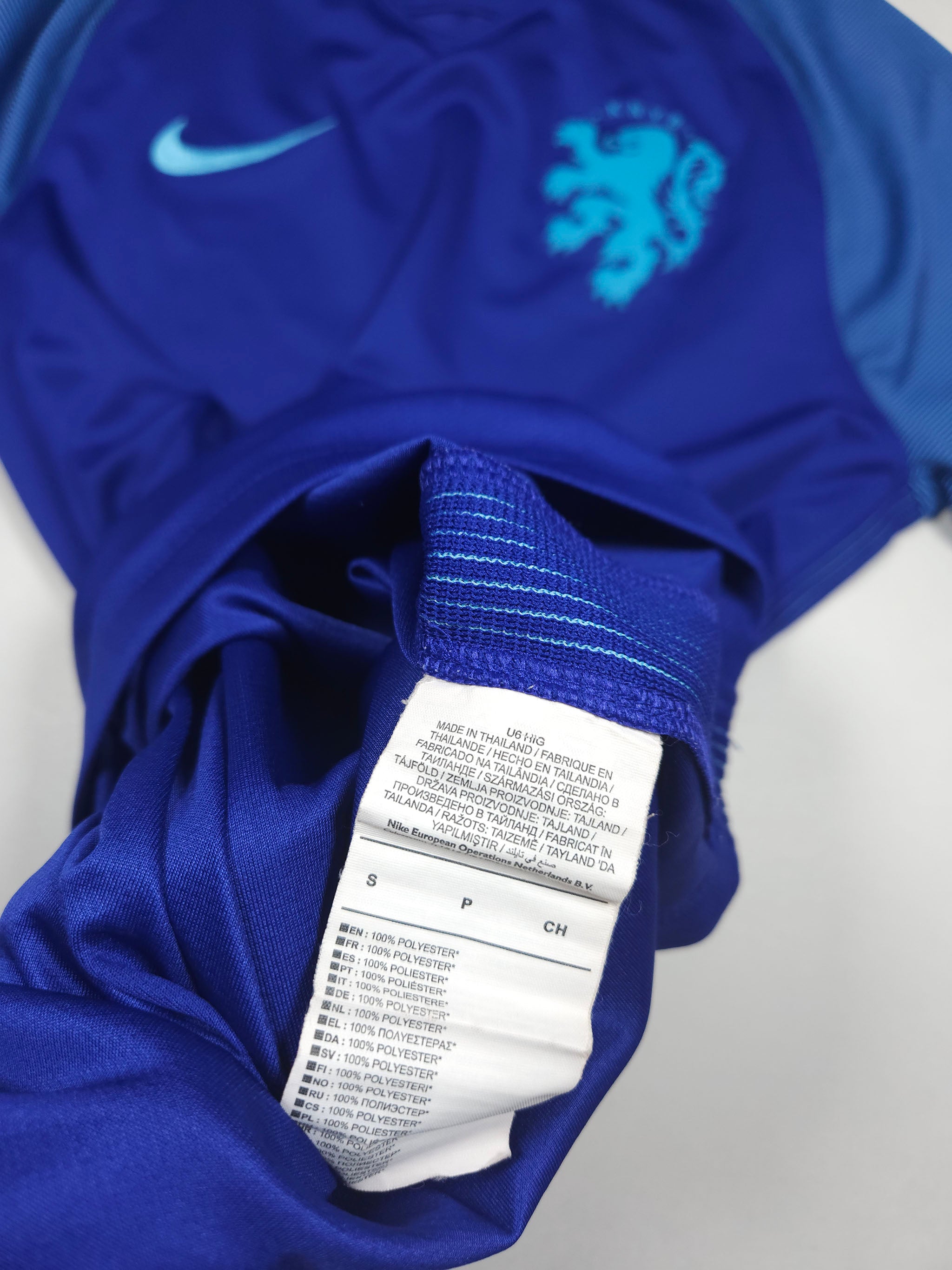 Netherlands Away Shirt 2016-17 detailed view 8