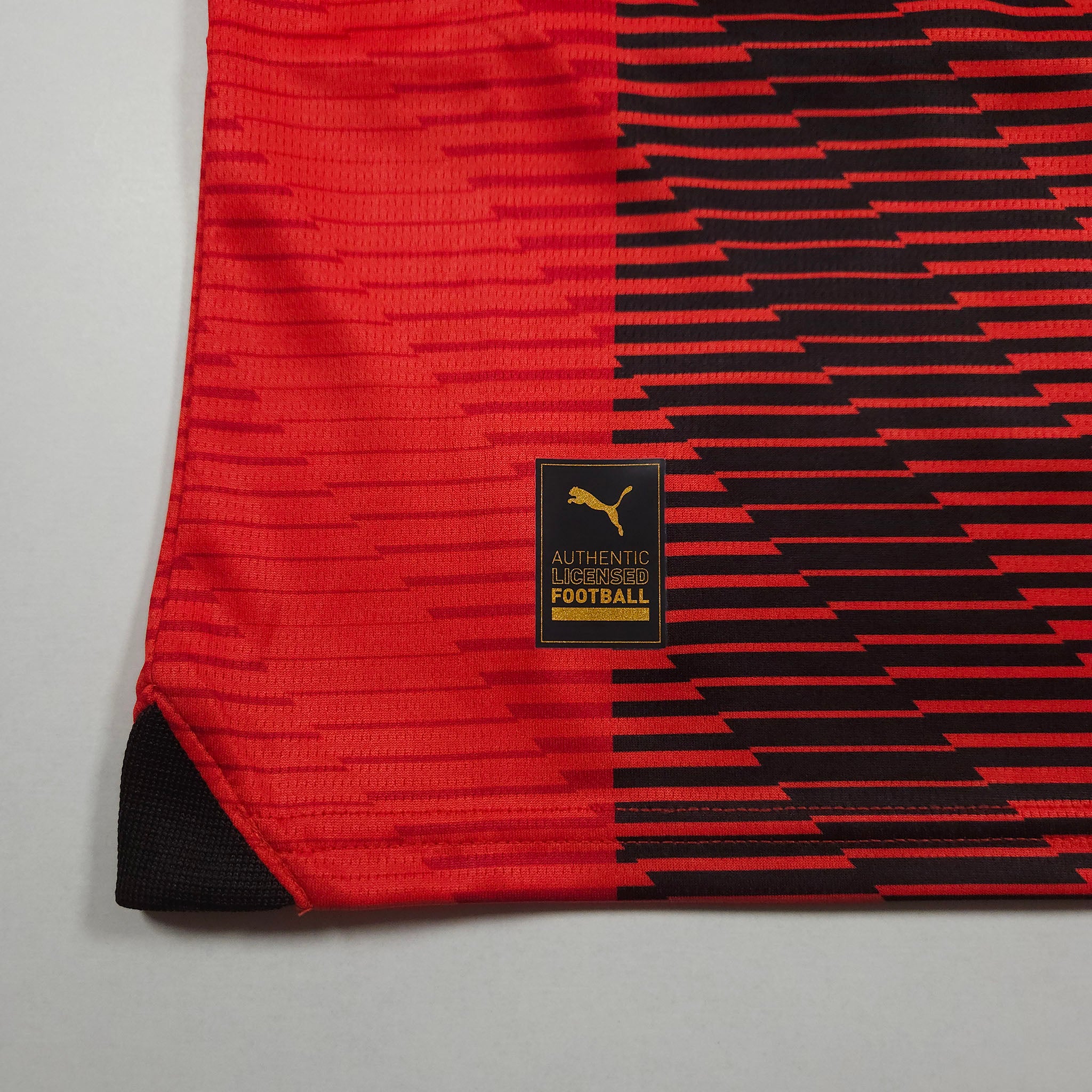AC Milan Home Shirt 2023-24 – Giroud #9 detailed view 7