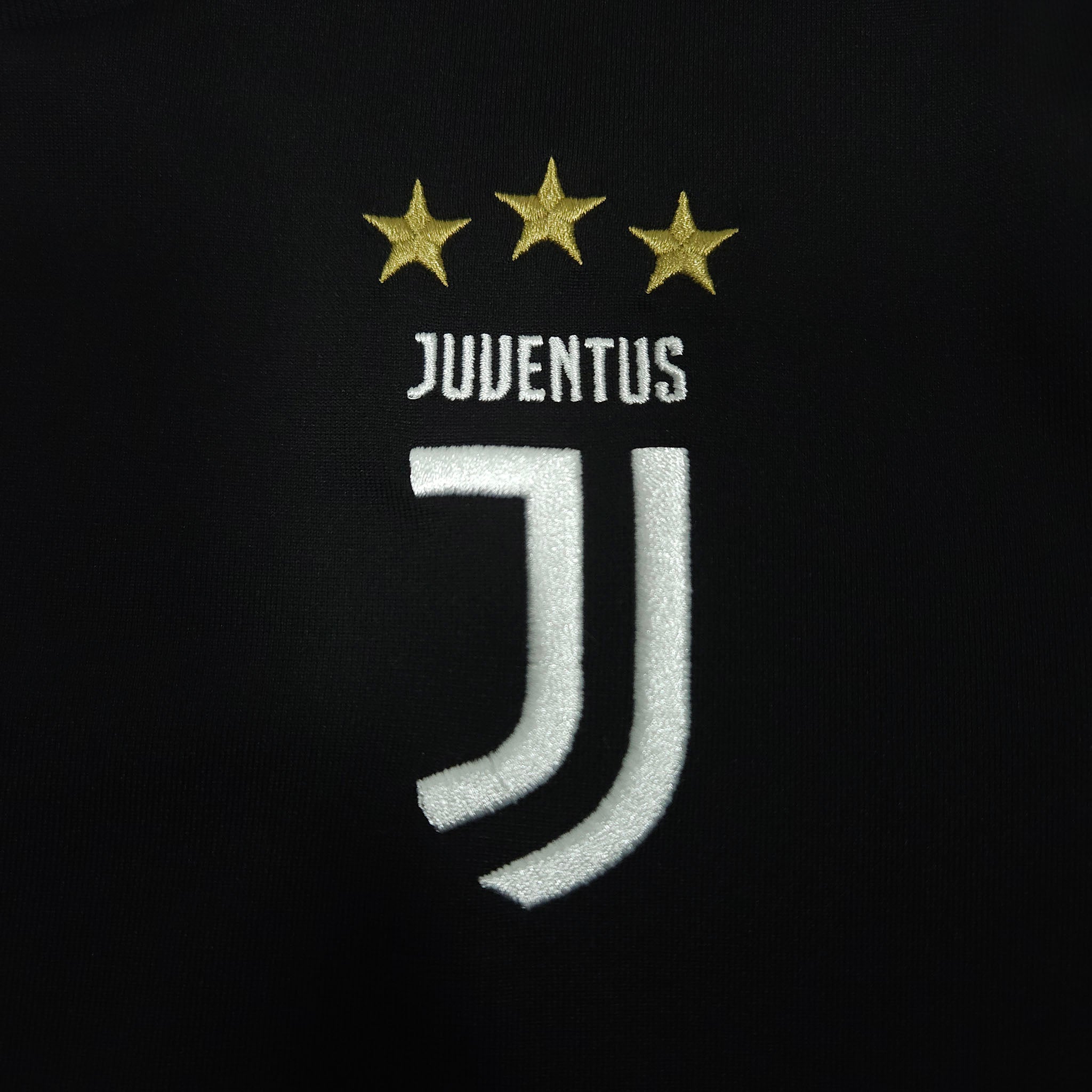 Juventus Home Shirt 2019-20 detailed view 3