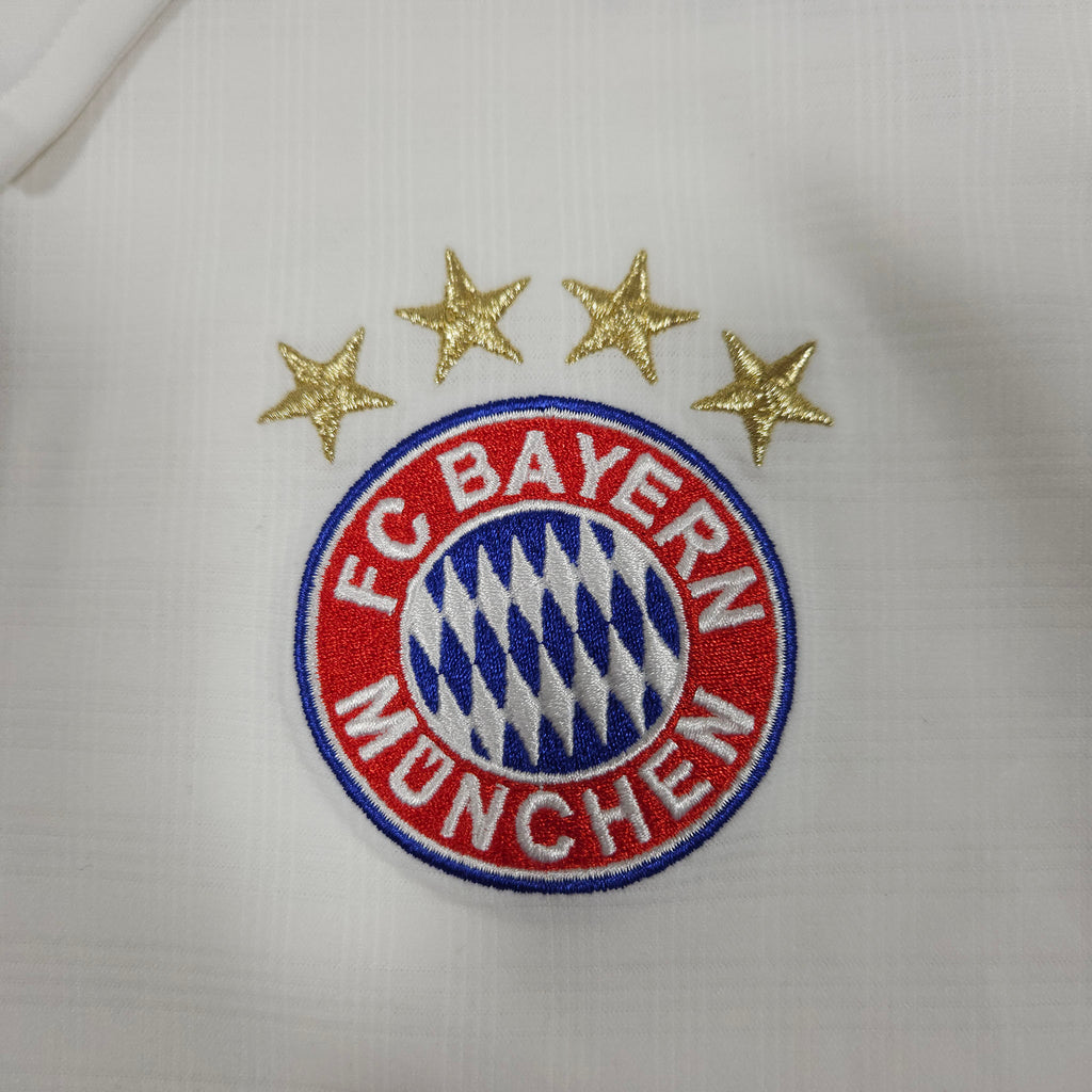 Bayern Munich Away Shirt 2013-14 detailed view 3