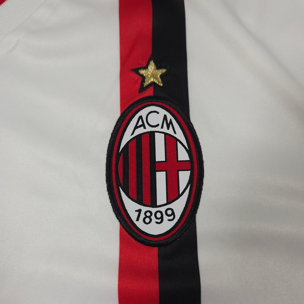 AC Milan Away Shirt 2011-12 detailed view 2