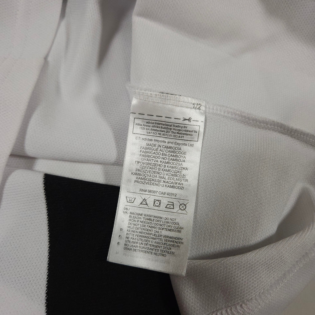 Juventus Home Shirt 2018-19 – Ronaldo #7 detailed view 9