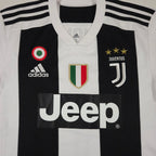 Juventus Home Shirt 2018-19 – Ronaldo #7 detailed view 1