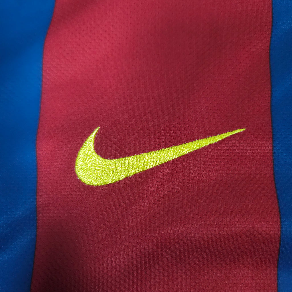 Barcelona Home Shirt 2010-11 detailed view 3