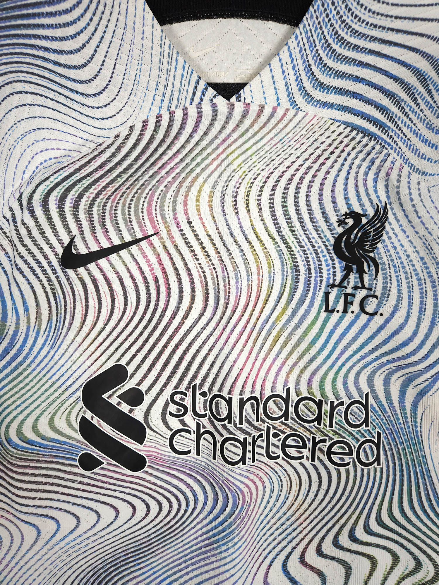 2022-23 Liverpool Authentic Away Shirt Gakpo #18