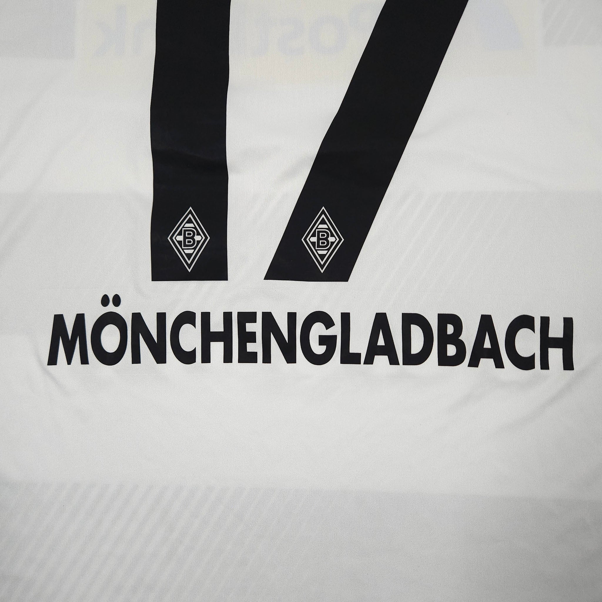 Borussia Mönchengladbach Home Shirt 2016-17 – Wendt #17 detailed view 8