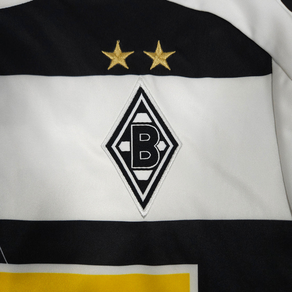 Borussia Mönchengladbach Home Shirt 2016-17 – Wendt #17 detailed view 2