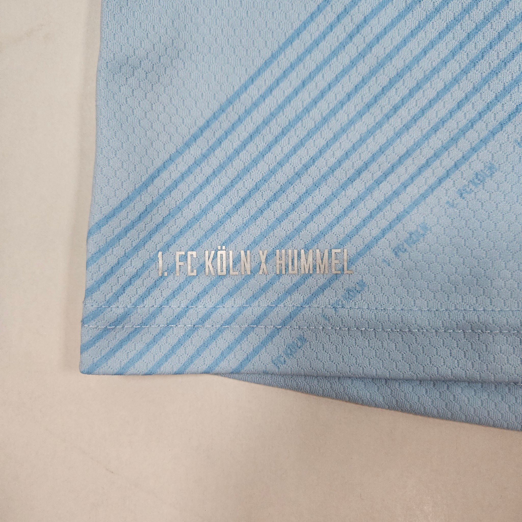 1. FC Köln Third Shirt 2023-24 detailed view 5