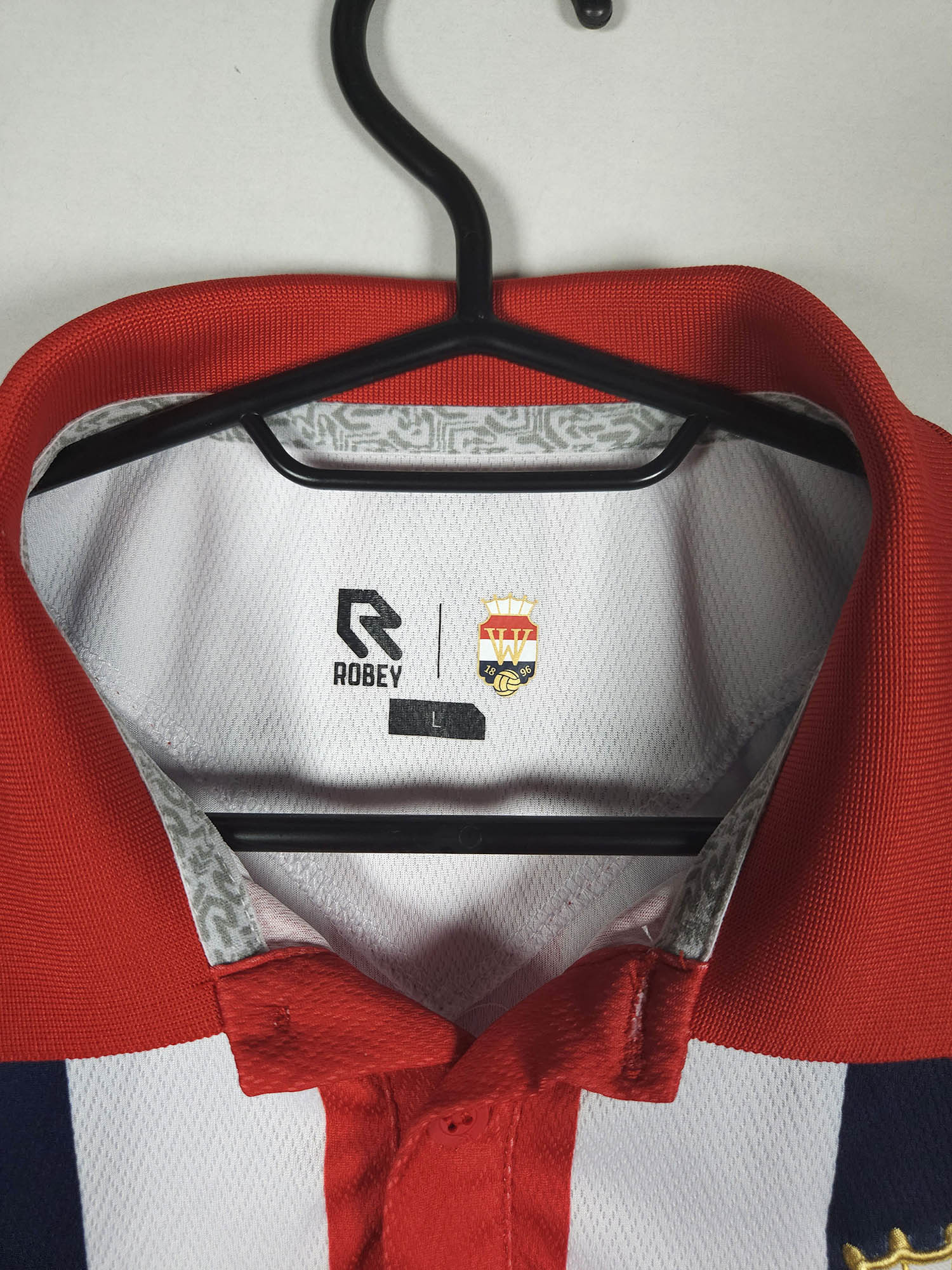 2023-24 Willem II Home Shirt Joosten #17