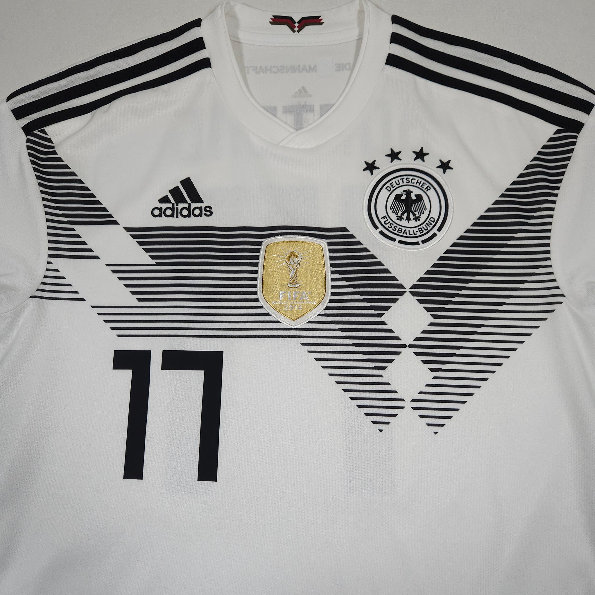 Germany Home Shirt 2018-19 – Boateng #17 detailed view 1
