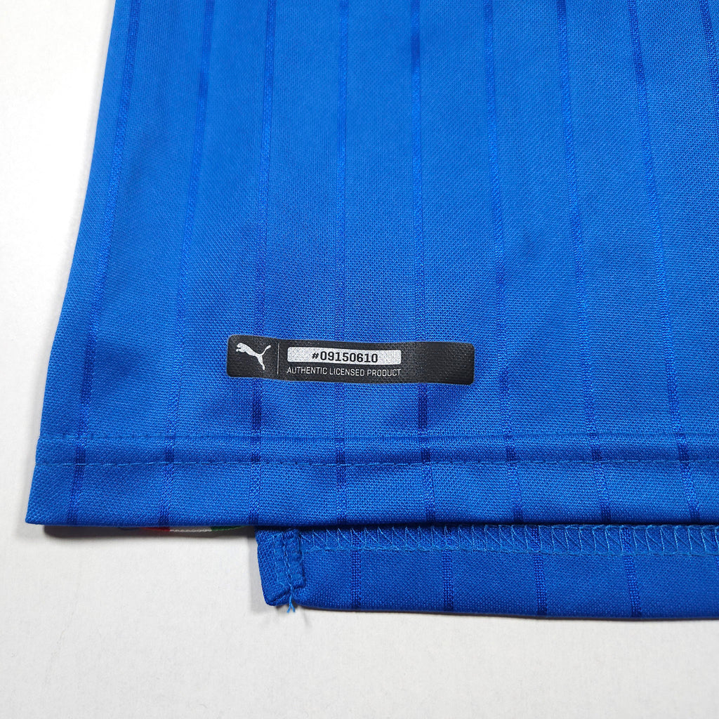 Italy Home Shirt 2016-17 detailed view 3