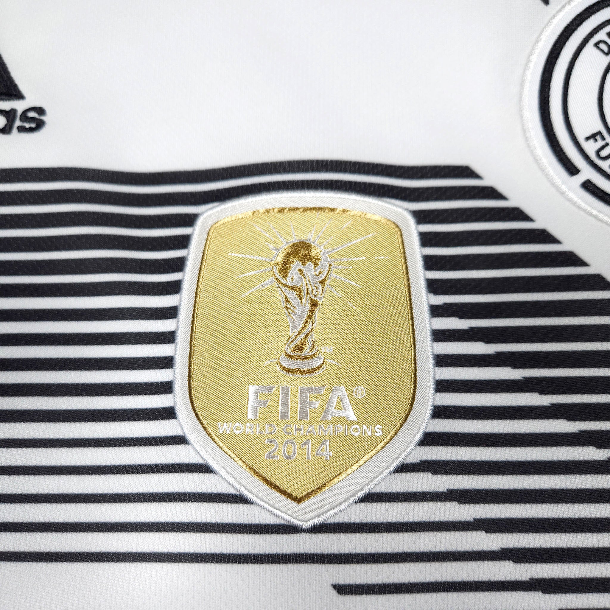 Germany Home Shirt 2018-19 detailed view 4