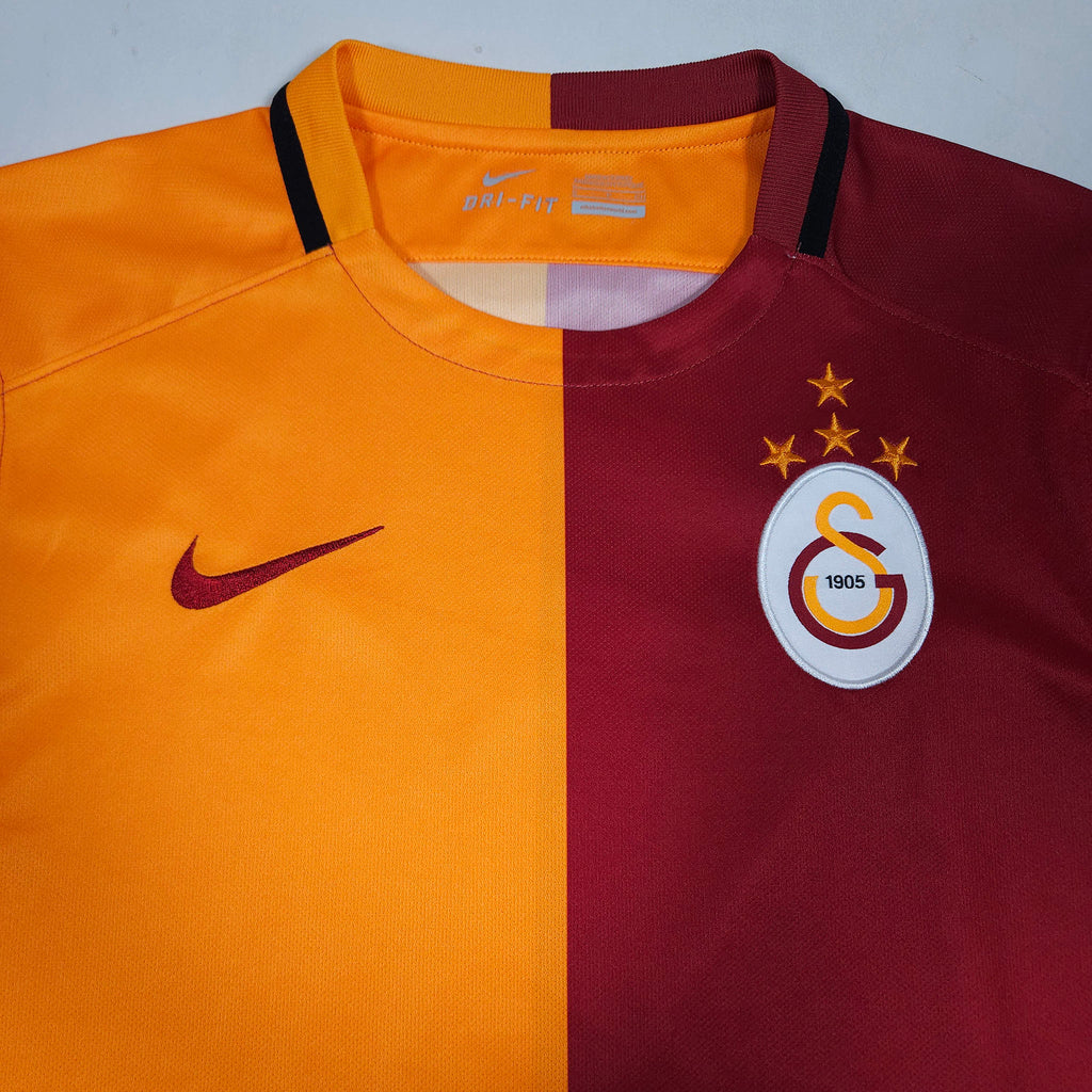 Galatasaray Home Shirt 2015-16 detailed view 1