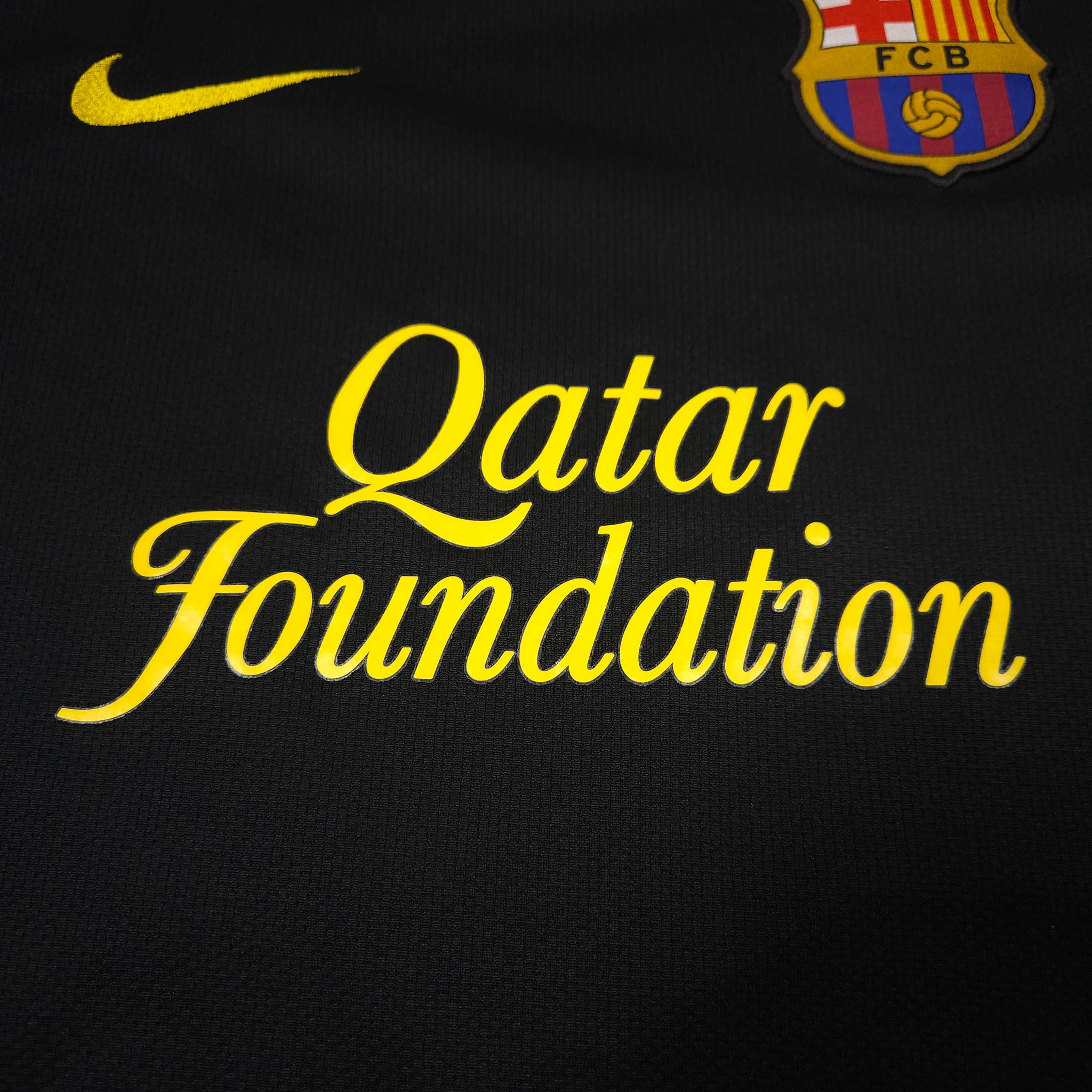 2011-12 Barcelona Away Shirt