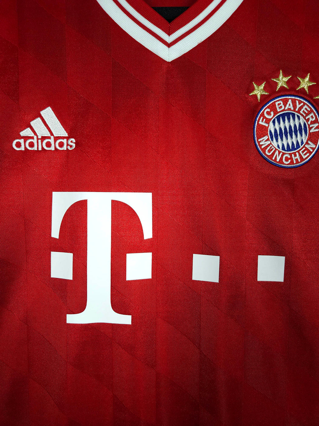 2013-14 Bayern Munich Home Shirt