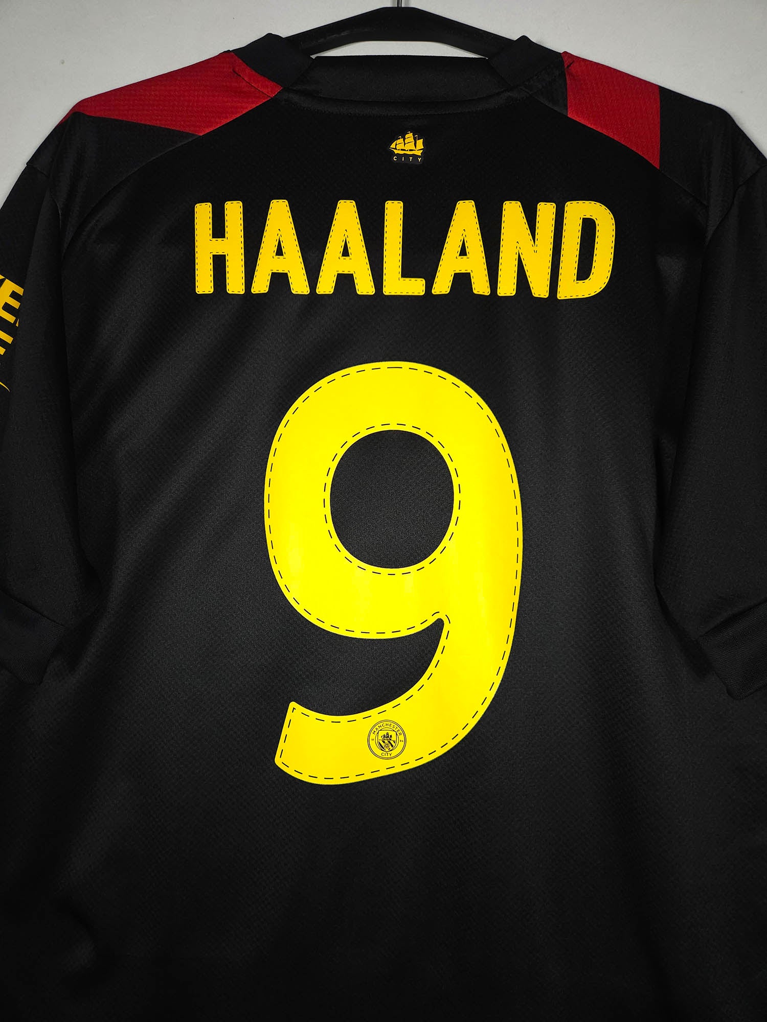 2022-23 Manchester City Away Shirt Haaland #9