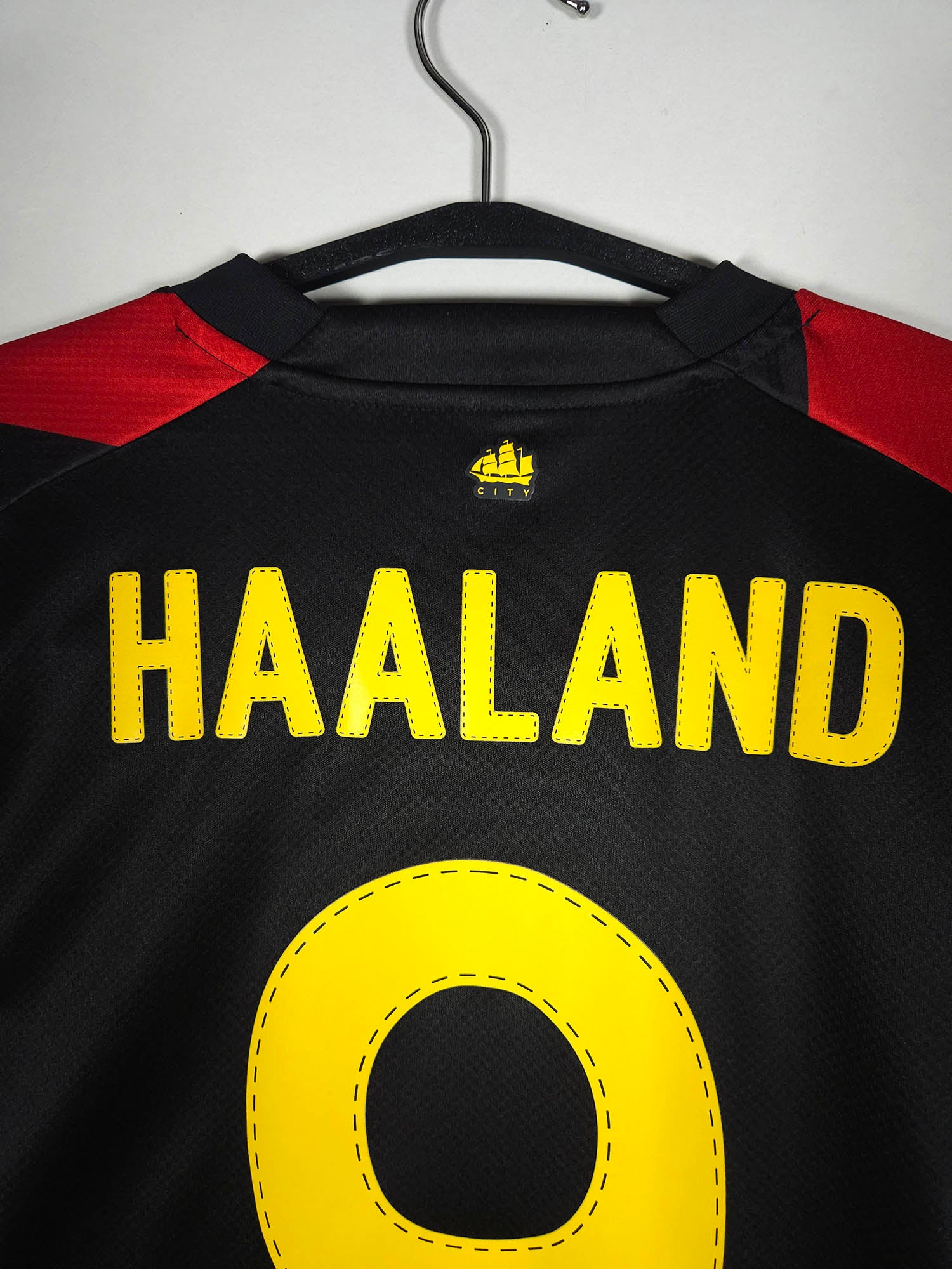 2022-23 Manchester City Away Shirt Haaland #9