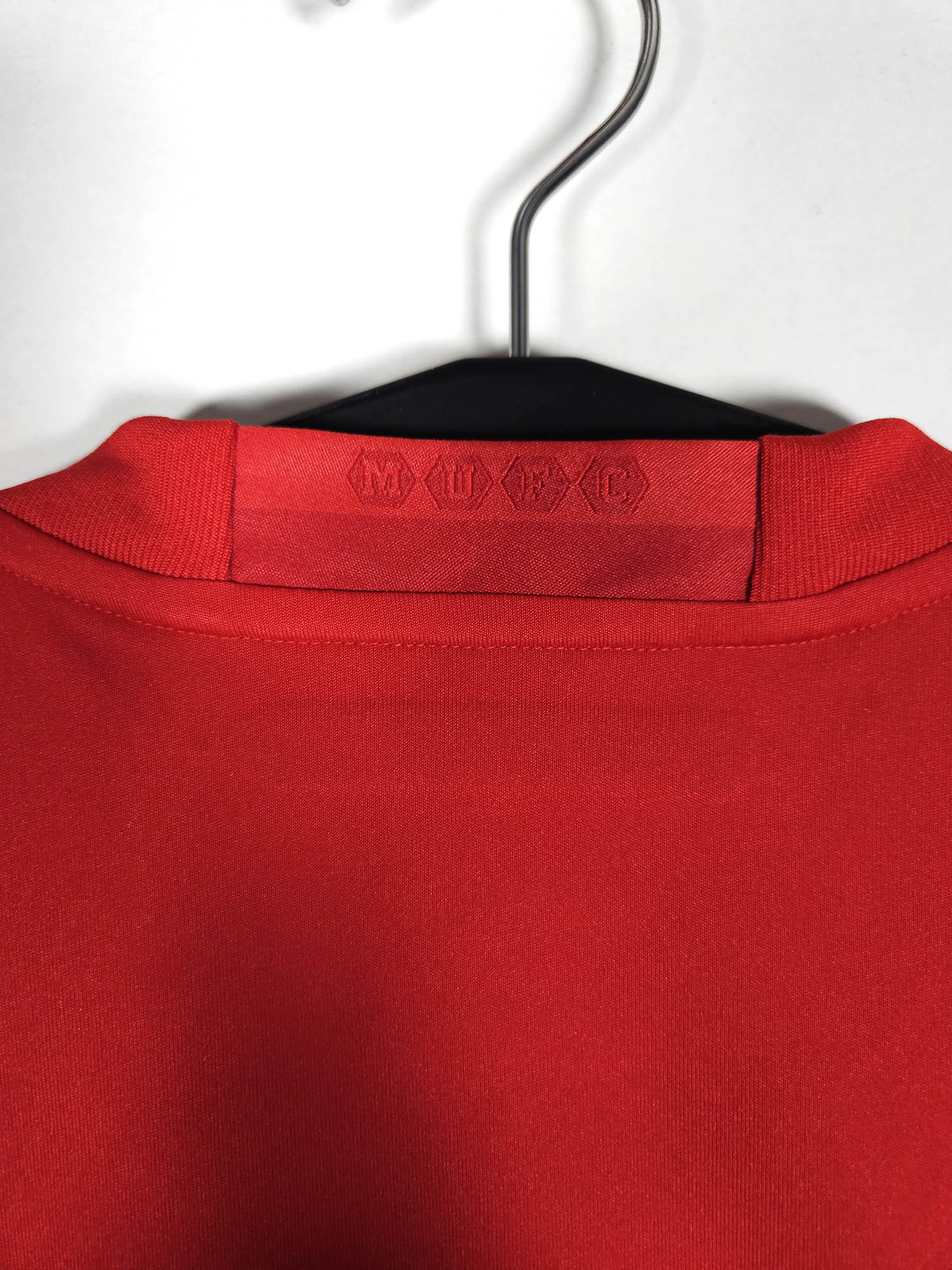 2016-17 Manchester United Home Shirt